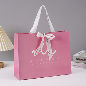 Borse Regalo di Lusso in Carta Rosa Personalizzate con Manici, Moderne e Durevoli, per Ragazze - Product Image 2