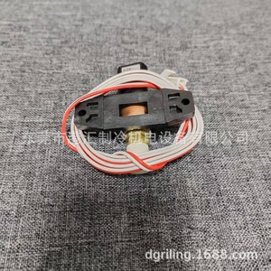 Lugong Pressure Sensor XSK-AC30B-107 0-3Mpa <b>Gauge</b> <b>Thread</b> Mount Industrial Cooler - Product Image 1