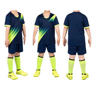 Ismarlama gençlik futbol dişli: erkek ve kız takımları için yüceltilmiş tasarımları ile komple özelleştirilmiş futbol takımları - Product Image 4