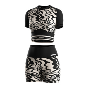 Conjunto Deportivo de Verano para Yoga y Running, Transpirable y Suave, Top Deportivo para Mujer y Pantalones Cortos sin Costuras con Banda Elástica - Product Image 1