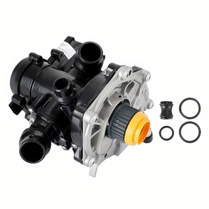 Ensemble de boîtier de thermostat 06L121111H pour VW <span class=keywords><strong>Golf</strong></span> <span class=keywords><strong>7</strong></span> <span class=keywords><strong>GTI</strong></span> Tiguan Passat Audi A4 A5 Q5 Q7 EA888 2.0T <span class=keywords><strong>Pompe</strong></span> à <span class=keywords><strong>eau</strong></span> de refroidissement en aluminium - Product Image 2