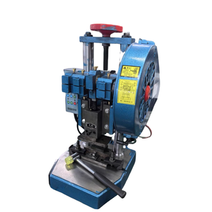 0,5 <span class=keywords><strong>1</strong></span> <span class=keywords><strong>1</strong></span>,5 <span class=keywords><strong>2</strong></span> 3 4 <span class=keywords><strong>Ton</strong></span> Punzonadora eléctrica de escritorio Pequeña máquina punzonadora para la venta - Product Image 1