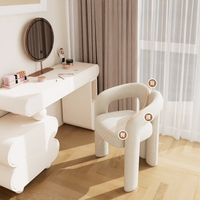 Fauteuil d'appoint blanc crème en bouclette, chaise rembourrée moderne à accoudoirs incurvés, chaise de coiffeuse en polaire pour chambre et salon