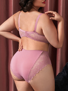 Conjunto de sujetador push-up transpirable sin costuras con estampado floral y copa completa con aros, tallas grandes 34E-44E, con sujetadores transparentes y bragas hipster. - Product Image 3