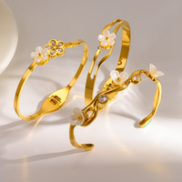 Gelang Mewah Berlapis Emas 18k dari Baja Tahan Karat dengan Desain Bunga Berhiaskan Berlian Model TB7224