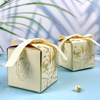 Stilvolle Beige Goldfolie Tulpen-Geschenkbox mit Band für Hochzeitsgeschenke Feiertagsgeschenke Süßigkeiten Hochwertige Dekorative Verpackung