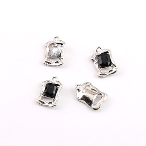 Pendentif carré irrégulier effet vague d'eau, en alliage de zinc avec sertissage clos en cristal noir, breloque unisexe pour bijoux DIY (bracelet, collier) - Product Image 5