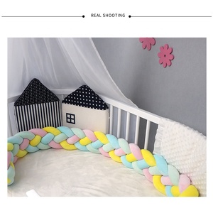 Hecho a mano suave <span class=keywords><strong>Protector</strong></span> de parachoques <span class=keywords><strong>cuna</strong></span> bebé nudo trenzado parachoques - Product Image 6