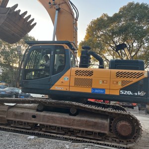Excavatrice hydraulique Hyundai 520L-9VS d'occasion, équipement minier lourd avec conception économe en énergie, largement utilisée dans la construction routière - Product Image 3