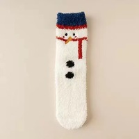 Großhandel Maßgeschneiderte Muster Flauschige Damensocken Umweltfreundliche Warme Thermische Flauschige Weihnachtssocken für Täglichen Innenbereich Geschenk Winter