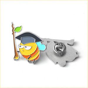Pins Personalizados de Solapa y Pins Esmaltados para Eventos con Pedido Mínimo Bajo, OEM ODM, Pins Bonitos - Product Image 3