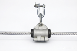 Abrazadera de Suspensión para Cable ADSS de 100m de Corto Alcance con Inserto de Goma Amortiguador - Product Image 1