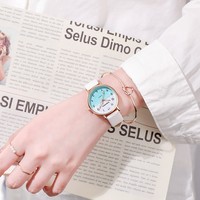 Montre Étudiante Style Coréen Élégante Mignonne Cadran Lumineux Tendance Polyvalente Boîtier en Alliage Quartz Bracelet Acrylique Cadran 43mm