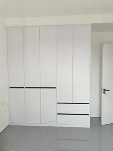 Armoire moderne minimaliste à plusieurs compartiments, idéale pour le rangement de la chambre à coucher - Product Image 2