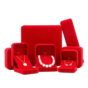 Caja de Regalo de Terciopelo con Logotipo Grabado Personalizado, Caja de Almacenamiento para Joyas y Collares, Rectangular, Disponible en Siete Colores - Product Image 1