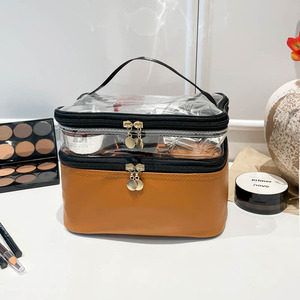 Bolsa de Maquillaje Ecológica Transparente de Material Reciclado con Ribete de Cuero Vegano - Product Image 2