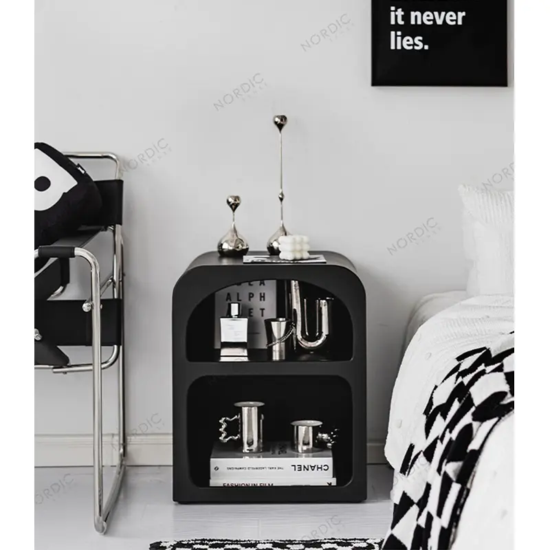 İskandinav benzersiz siyah başucu masa minimalist katı ahşap ev otel mühendisliği dekoratif mobilya kare komidin