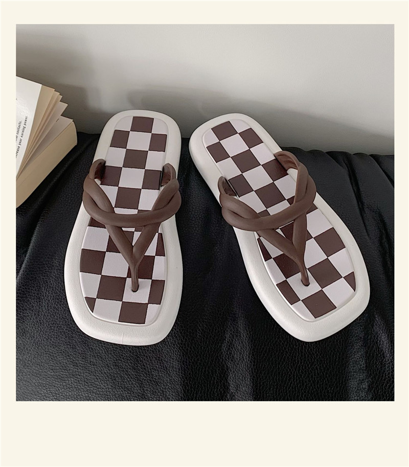 Summer Beach Slippers Ladies Leather Flip flops Soft Printed Flip Flops Slippers