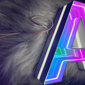 Lettres en miroir infini 3D LED personnalisées, enseigne en acrylique néon avec télécommande pour logo d'entreprise et enseigne de magasin - Product Image 4