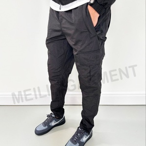Custom Wholesale Blank <b>Jacket</b> Windbreaker Tracksuit Set Streetwear <b>Zip</b> <b>up</b> <b>Jackets</b> and Nylon Pants Two Piece Windbreaker Suits - Product Image 3