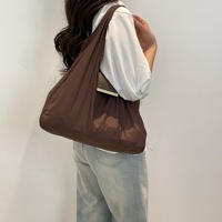 Sac fourre-tout pliable réutilisable en cuir PU avec porte-clés, sac à main compact, pochette portable, anneau porte-clés, pour voyage, plage, courses et usage quotidien