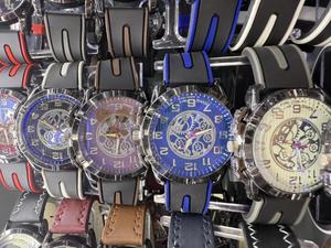 Reloj Mecánico HYF de 42 mm con Caja de Acero Inoxidable, Correa de Silicona, Esfera Azul Analógica Deportiva para Hombre, Manecillas Luminosas, Resistente al Agua 3 BAR - Product Image 3