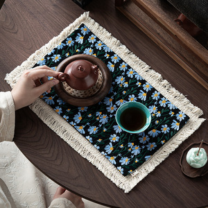 Tapete de Tela Rectangular con Bordado Floral Estilo Chino y Borlas para Mesa de Té, Tapete de Lujo para Platos y Tazones - Product Image 3
