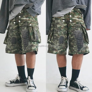 Pantalones Cortos Cargo de Camuflaje con Bolsillos Utilitarios, Diseño Desgastado y Rasgado, Estampado Completo, para Hombre, Diseño de Moda Personalizado, Jeans Anchos de Mezclilla - Product Image 2