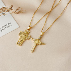 クロスボーダーホットクロスネックレスユニセックスニッチデザインハイエンド個性スポーティダイヤモンドペンダント鎖骨チェーンアクセサリーオロ - Product Image 4