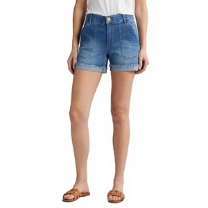 Nuevos shorts de mezclilla ajustados para mujer, color rojo rosado, transpirables, lavados, casuales, elásticos, con diseño rasgado y perforaciones grandes para verano. - Product Image 2