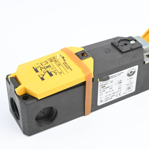 Nieuwe en originele 570000 sensoren op voorraad <span class=keywords><strong>in</strong></span> magazijn PLC-programmeercontroller - Product Image 1