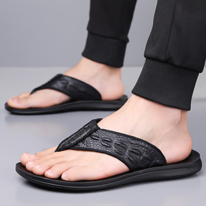 Tongs en cuir véritable pour hommes, style coréen, antidérapantes, sandales d'été pour l'extérieur, à bout ouvert, doublure en EVA, semelle en caoutchouc - Product Image 4