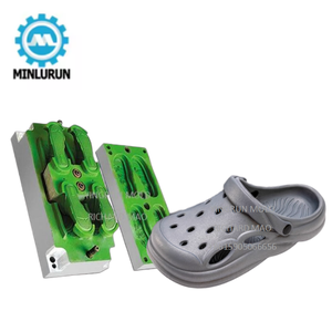 قالب صناعة صندل نسائي أسود أنيق للشاطئ، تصميم فاخر وعصري لعام <span class=keywords><strong>2025</strong></span>، قابل للتخصيص - Product Image 4