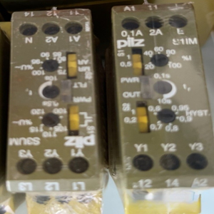 Nuevo Relé de Seguridad Original en Existencia 1 Pieza 837300 S3UM 24VAC <span class=keywords><strong>UM</strong></span> 208/400/480VAC - Product Image 1