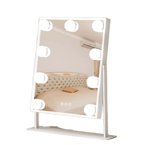 Venta al por mayor logotipo personalizado Mini LED de cristal <span class=keywords><strong>espejo</strong></span> de maquillaje pequeño <span class=keywords><strong>espejo</strong></span> de pie para mesa <span class=keywords><strong>espejo</strong></span> de tocador para boda cumpleaños <span class=keywords><strong>marco</strong></span> de metal - Product Image 1