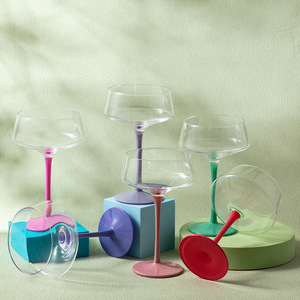 <span class=keywords><strong>Copa</strong></span> <span class=keywords><strong>de</strong></span> <span class=keywords><strong>vino</strong></span> <span class=keywords><strong>de</strong></span> lujo Ins <span class=keywords><strong>de</strong></span> diseño moderno con <span class=keywords><strong>copa</strong></span> <span class=keywords><strong>de</strong></span> barra <span class=keywords><strong>de</strong></span> Color <span class=keywords><strong>de</strong></span> <span class=keywords><strong>boca</strong></span> <span class=keywords><strong>ancha</strong></span> para <span class=keywords><strong>vino</strong></span> Martini y Cóctel <span class=keywords><strong>copa</strong></span> <span class=keywords><strong>de</strong></span> <span class=keywords><strong>vino</strong></span> tinto - Product Image 4