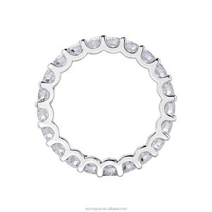 แหวนเงินแท้ 925 ประดับเพชรโมอิสซาไนต์ทรงกลมแบบไมโครเพฟ แหวนแบบเต็มวง แหวนโมอิสซาไนต์ เครื่องประดับเงินแท้ 925 - Product Image 1