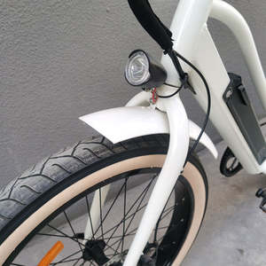 จักรยานไฟฟ้าสำหรับผู้ใหญ่ความเร็วสูง45กม. มอเตอร์ฮับด้านหลัง750W พร้อมแบตเตอรี่ลิเธียม7สปีดโครงอลูมิเนียม - Product Image 3