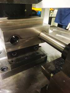 2023 baru efisiensi tinggi hidrolik logam pelat pipa logam mesin Ironworker pelipat - Product Image 4