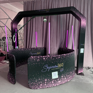 เครื่องถ่ายภาพหมุนได้ 360 องศา รุ่นใหม่ล่าสุด ปี 2025 โครงสร้างอะลูมิเนียมอัลลอยด์  ใช้ไฟ 110-240V พร้อมอุปกรณ์เสริมฟรี สำหรับงานปาร์ตี้ - Product Image 1