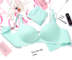 Reggiseno di colore solido per ragazze all'ingrosso che raccolgono sport Push up Yoga comfort senza fili senza fili con bottone posteriore senza soluzione di continuità - Product Image 4