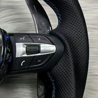 Volant de voiture en cuir et fibre de carbone forgée bleue avec LED pour BMW F06 F10 F15 F16 F22 F30 F31 F32 F33 M3 M4 F22 X3 X5 X7 325i 525i