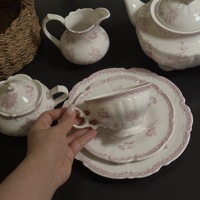 Théière, bouilloire, pot à lait, pot à sucre, tasse à café et soucoupe en céramique vintage française résistante aux hautes températures pour le thé de l'après-midi