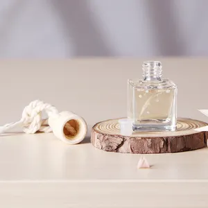 8ml Cube Square Fragrance Hanging Diffuser Air Freshener Car Perfume Bottle With String Wooden Lid