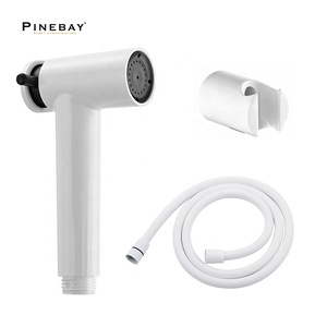 Аксессуары для туалета PINEBAY, современный настенный набор для биде, ванной комнаты, набор из пластика, белый и черный распылитель для биде - Product Image 1