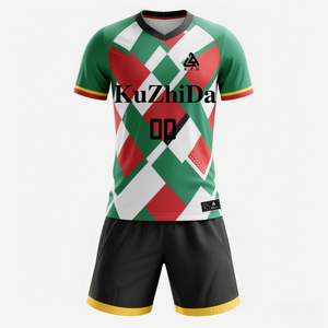 Высококачественные быстросохнущие впитывающие пот футбольные майки, комплект футбольной формы, комплект футбольной формы из 100% полиэстера, индивидуальные названия команд, оптовая продажа - Product Image 1