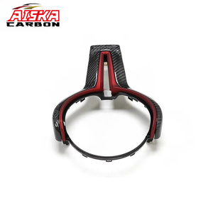 AISKA Garniture de volant en fibre de carbone rouge, argentée ou bleue en option pour BMW F80 M3 F82 F83 M4 F10 M5 F06 F12 F13 M6 F85 X5M F86 X6M - Product Image 5