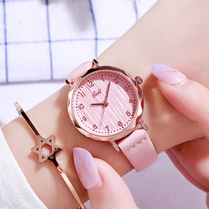 Montre à quartz élégante pour femme, boîtier en or rose, bracelet en cuir, montre-bracelet décontractée - Product Image 3