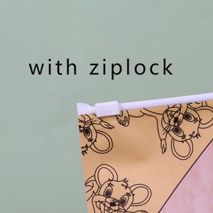 ชุดโยคะ เสื้อแจ็คเก็ต กางเกงขาสั้น กางเกงยีนส์  แบบพิมพ์ลายกราเวียร์หลากสีตามสั่ง  บรรจุภัณฑ์กระดาษคราฟท์แบบเปิดหน้าต่าง สำหรับเสื้อผ้าและรองเท้า - Product Image 5