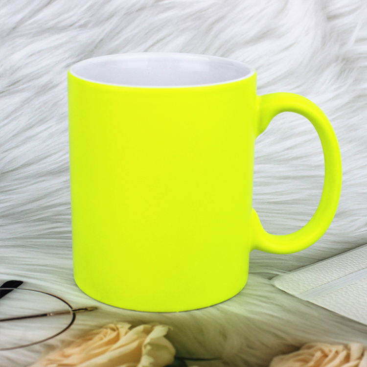 Jaune